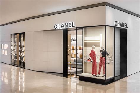 closest chanel store|find the nearest chanel store.